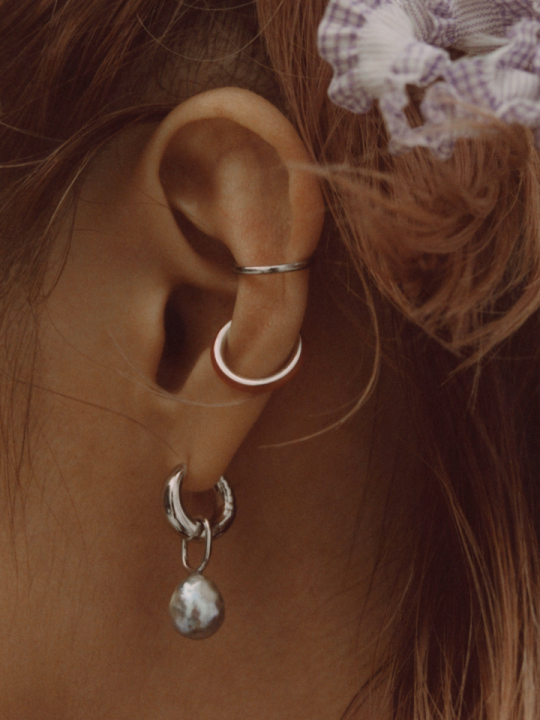 Twin Mini Ear Cuff Silver w grupie Kolczyki / Srebrne kolczyki w SCANDINAVIAN JEWELRY DESIGN (200113)